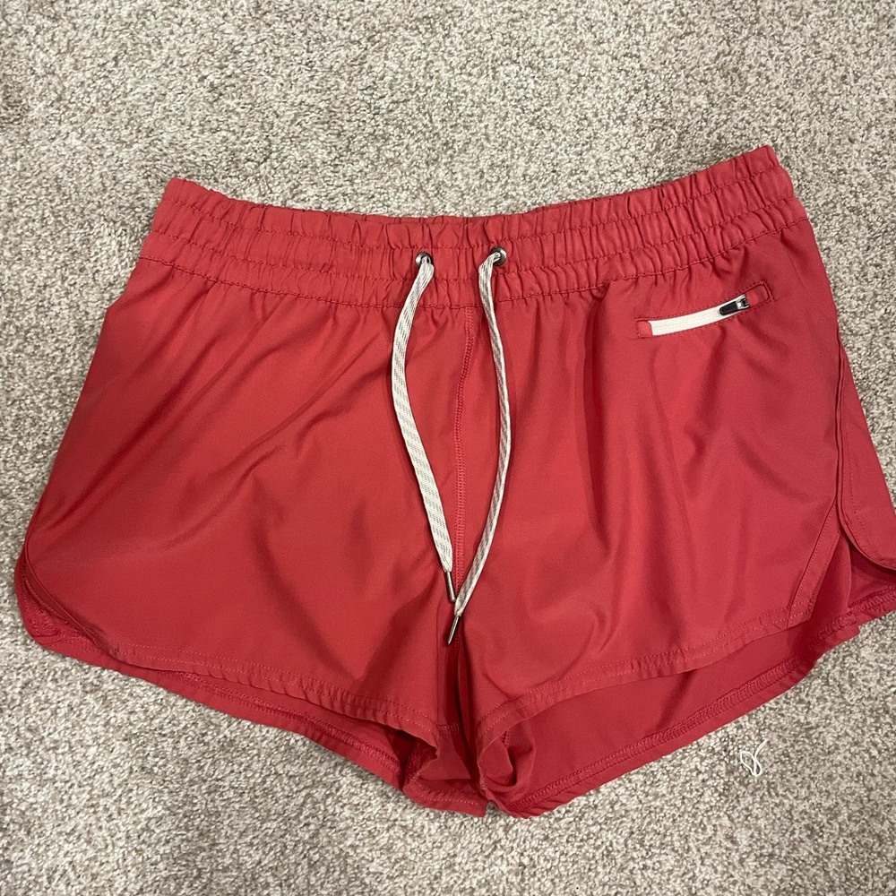 Vuori women’s Clementine 2.0 shorts